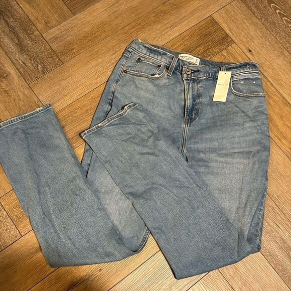 NWT Abercrombie & Fitch 90s Slim Straight Ultra High rise - Picture 1 of 5
